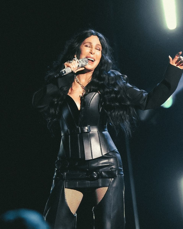 CHER IN BIA CORSET AT ROCK AND ROLL HALL OF FAME 2024